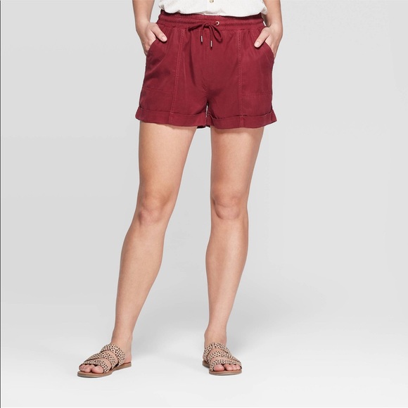 Nwt Universal Thread Mid Rise Utility 